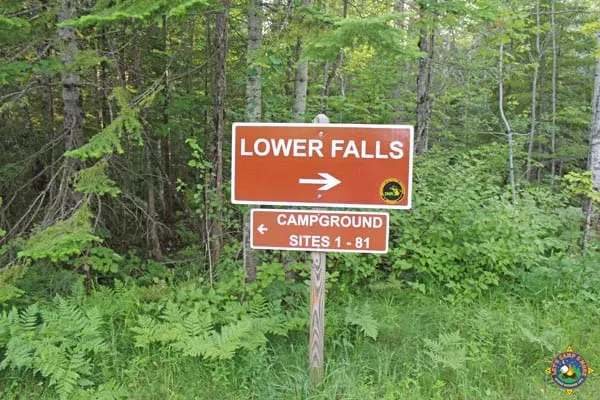sign to the lower falls at Tahquamenon