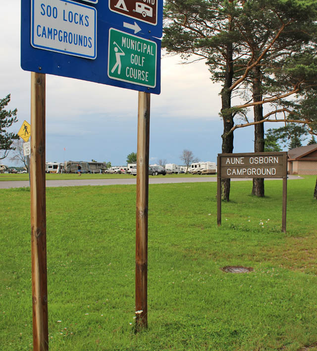 sign at the entrance of Aune-Osborn Campground in Sault Ste. Marie, Michigan