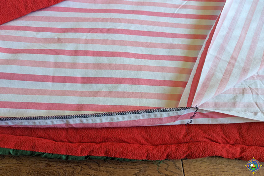 Sleeping bag with a sheet liner